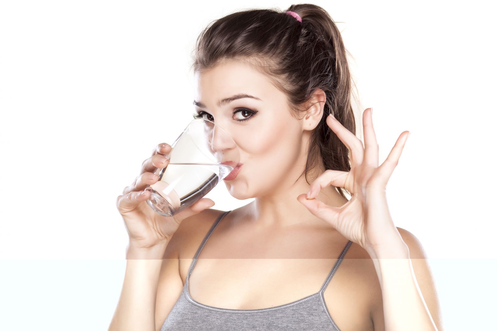 Uống nước ấm có tác dụng rất tốt cho sức khỏe của bạn